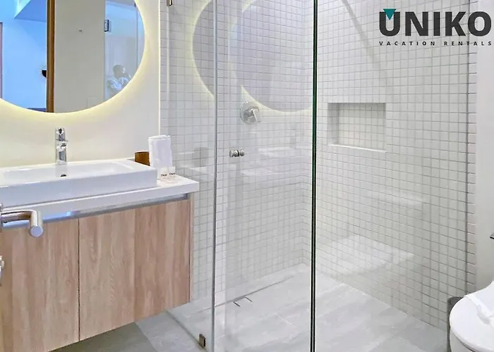 1 Block To The 2br 6pax Rooftop Pool King Bed Playa del Carmen