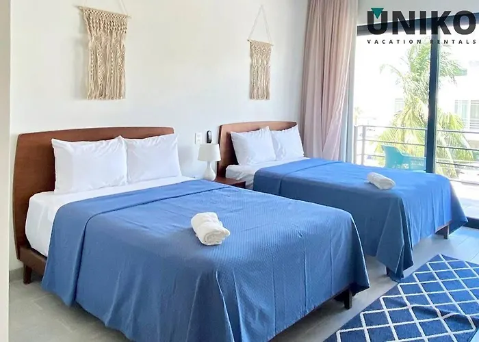 1 Block To The 2br 6pax Rooftop Pool King Bed Apartment