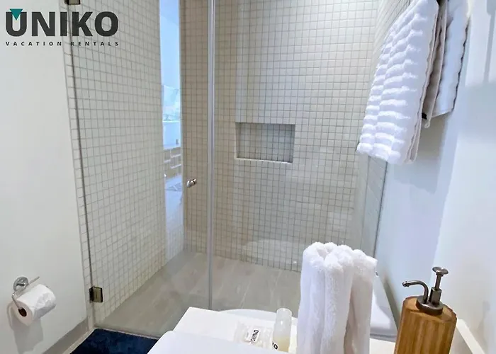 1 Block To The 2br 6pax Rooftop Pool King Bed Apartment Playa del Carmen